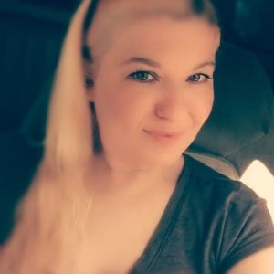 Meet your Posher, Brenna